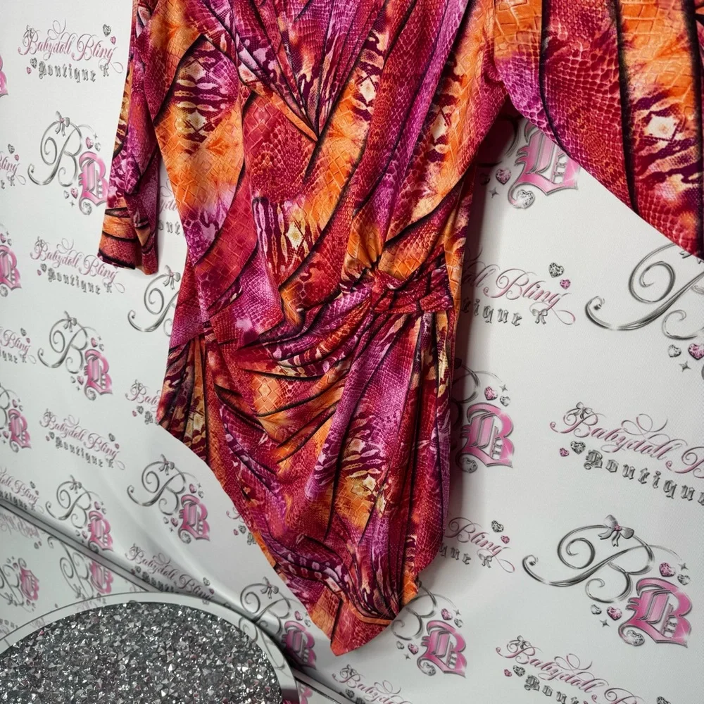 Nygard top asymmetrical hem fairy with cinch tie waist stretchy snake print 🌅 - Picture 3 of 11